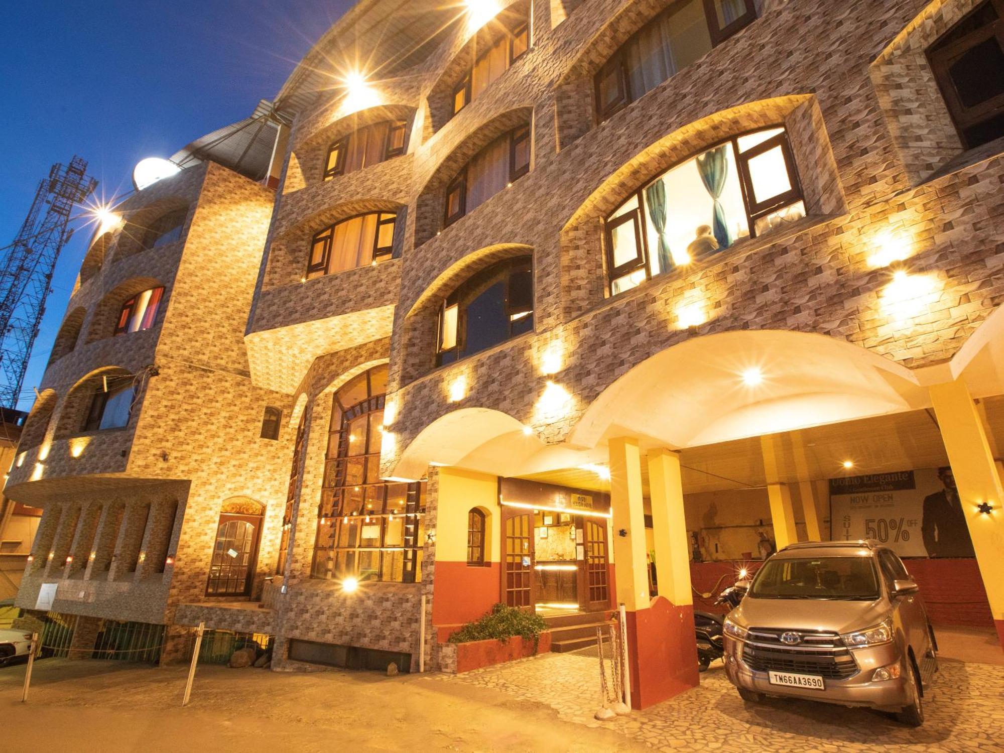 Devi Enterprises - Hotel Khems Утакаманд Экстерьер фото