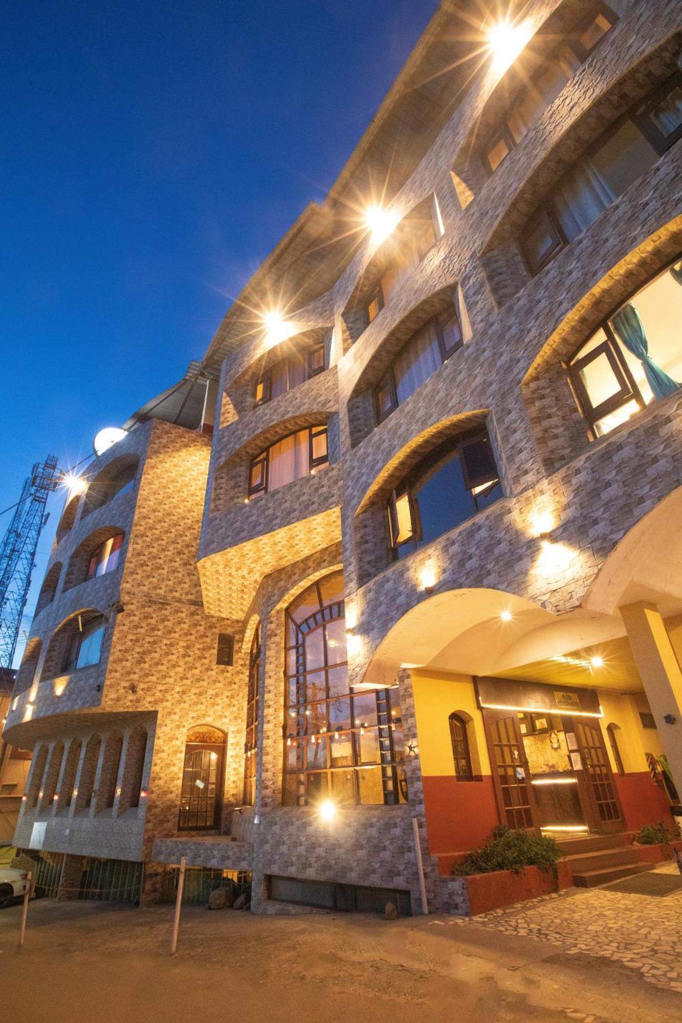 Devi Enterprises - Hotel Khems Утакаманд Экстерьер фото